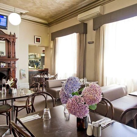 Deloraine Hotel Ngoại thất bức ảnh